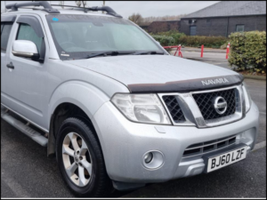 pickup-navara-fond-5-picture